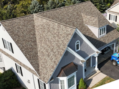 LA ROOFING LLC
